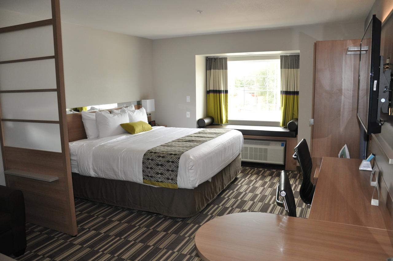 Microtel Inn & Suites By Wyndham Lubbock Extérieur photo