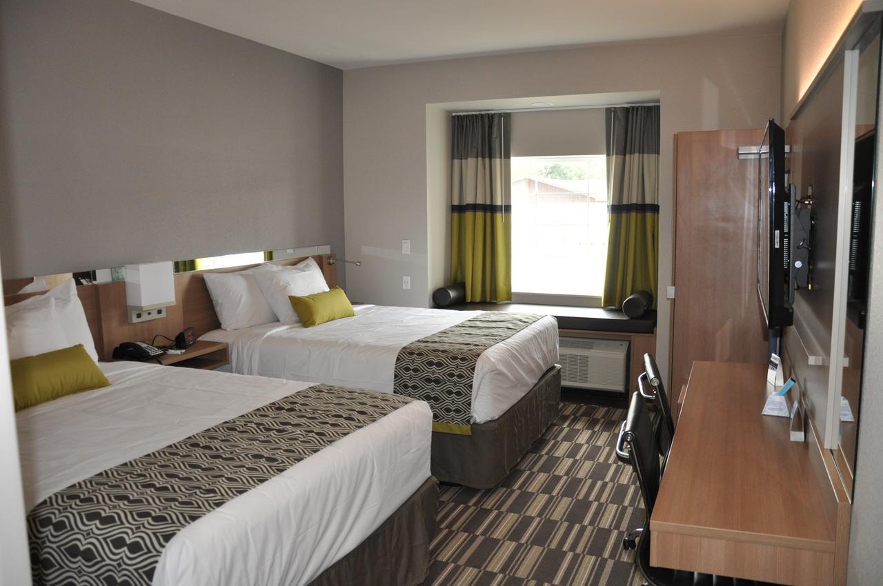 Microtel Inn & Suites By Wyndham Lubbock Extérieur photo