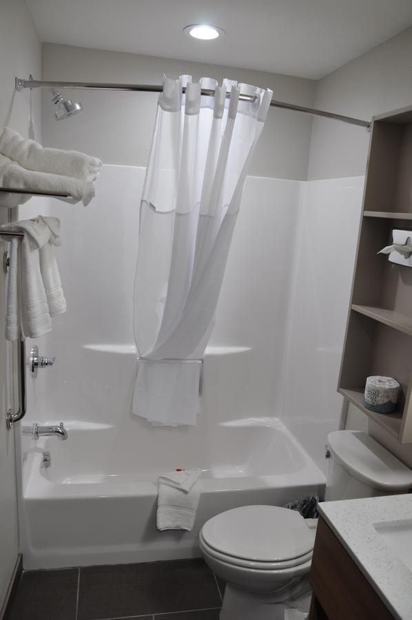 Microtel Inn & Suites By Wyndham Lubbock Extérieur photo