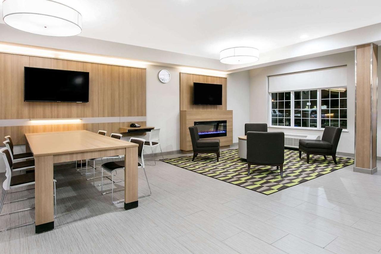 Microtel Inn & Suites By Wyndham Lubbock Extérieur photo